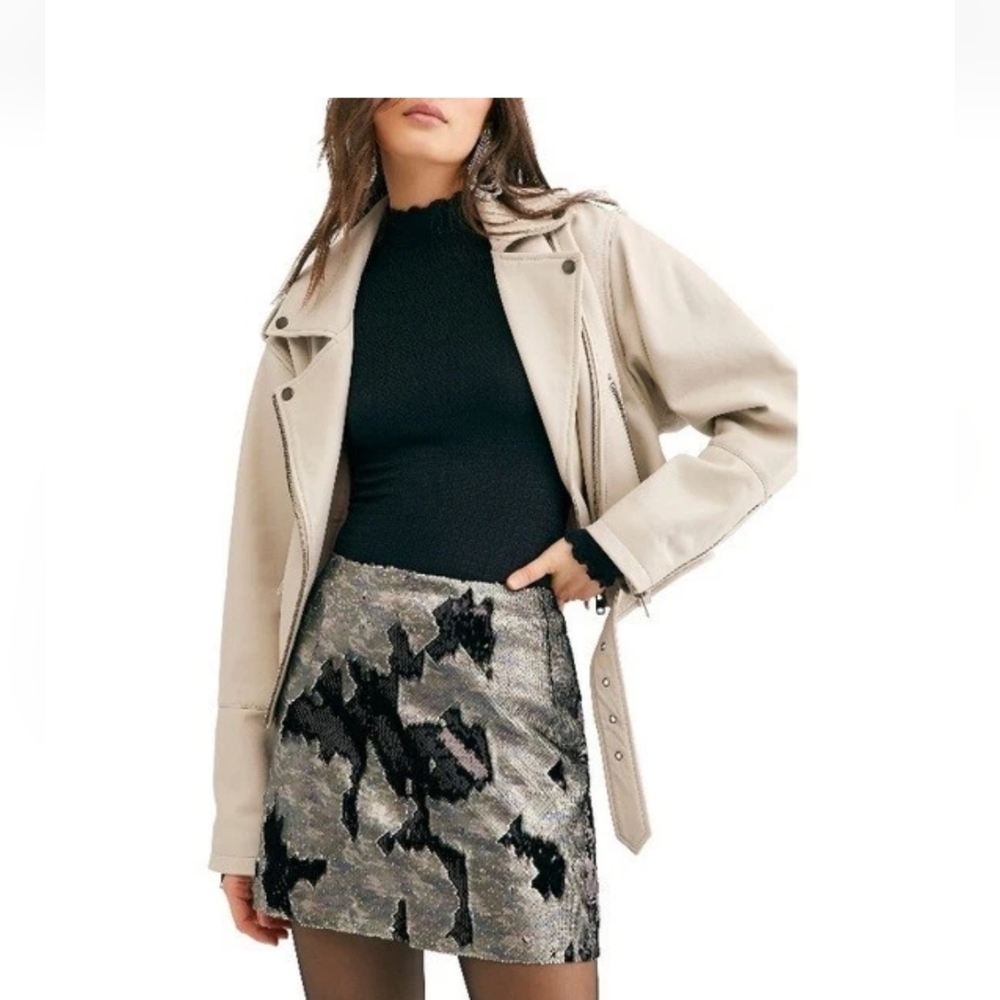 New w/Tags Free People FP One Camo Sequin All Over Flip Mini Skirt US 10